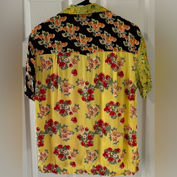 Urban Outfitters Blouse Top - Picture 2 of 3